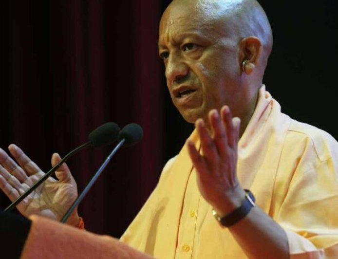 योगी सरकार में जल गुणवत्ता का परीक्षण: जल जीवन मिशन बना ग्रामीण महिलाओं की आय का नया जरिया