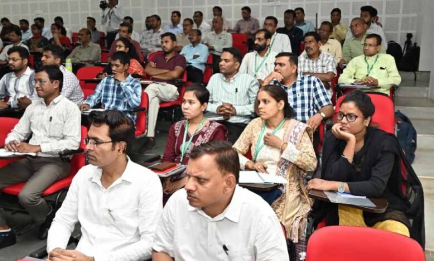 नवा रायपुर स्थित आईआईआईटी में डिजिटल दक्षता एवं एआई एकीकरण पर चरणबद्ध प्रशिक्षण सम्पन्न