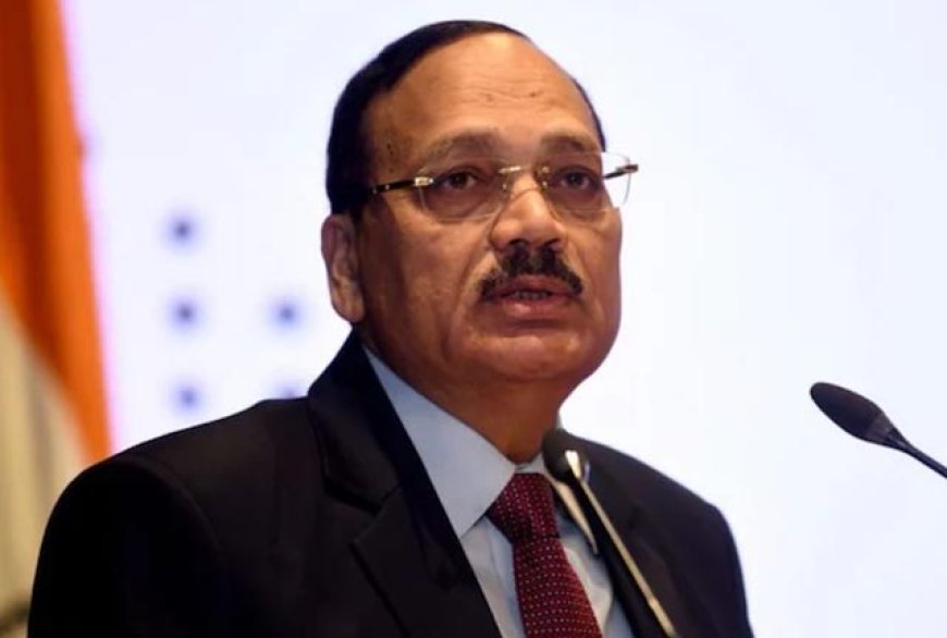 CJI की टिप्पणी पर मचा बवाल, बेरोजगार युवाओं और मीडिया को लेकर दिया बड़ा बयान