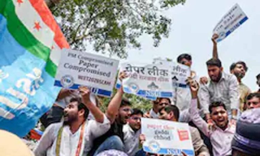 NEET पेपर लीक मामला: IMS-BHU के दो और छात्रों पर शक, जांच एजेंसियां सतर्क