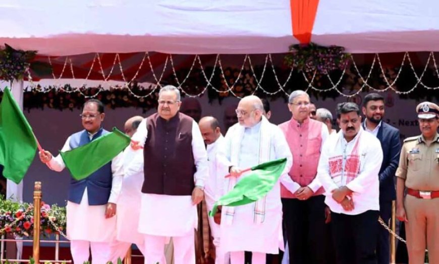 अमित शाह ने डायल-112 को दी नई ताकत, 400 वाहनों और मोबाइल फॉरेंसिक वैन को दिखाई हरी झंडी
