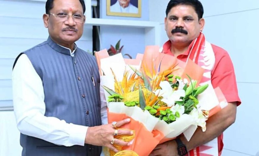 मुख्यमंत्री  विष्णुदेव साय से केंद्रीय कोयला एवं खान राज्य मंत्री  सतीश चंद्र दुबे ने की सौजन्य मुलाकात
