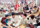 गर्मियों की छुट्टियों में जैन बच्चे सीख रहे सात्विक जीवन का पाठ — अभिषेक पूजा से शुरू होती है हर सुबह