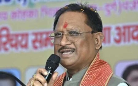 सुशासन तिहार में मुख्यमंत्री विष्णुदेव साय पहुंचे बीजापुर के सुदूर गांव कोण्डापल्ली :  चौपाल में सुनीं ग्रामीणों की समस्याएं