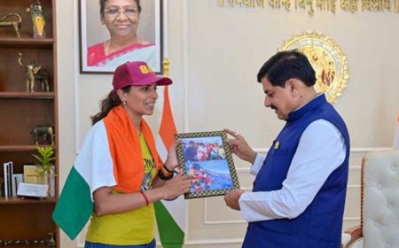 मुख्यमंत्री डॉ. यादव से मिलीं पर्वतारोही  अंजना यादव