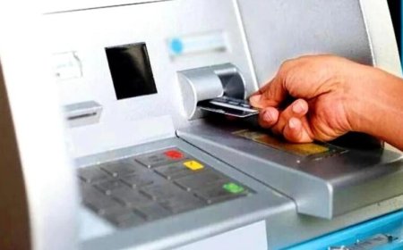 देश में कैश का रिकॉर्ड स्तर, फिर भी खाली पड़े ATM! आखिर क्यों गहराया नकदी संकट?