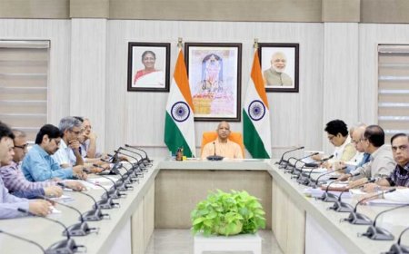वर्ष 2030 तक 2 गीगावाट अतिरिक्त डेटा सेंटर क्षमता विकसित करने का लक्ष्य लेकर काम करें: मुख्यमंत्री