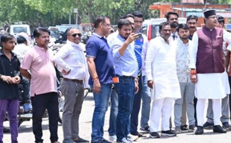 नरेला में बारिश पूर्व तैयारियों की जमीनी हकीकत जांचने निकले मंत्री  सारंग