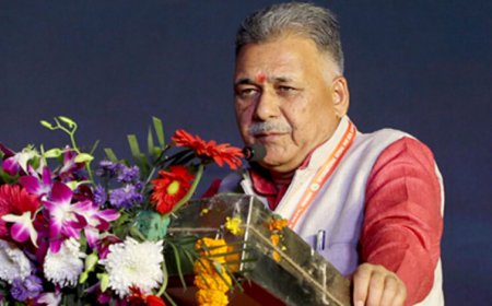 आयुर्वेद और योग को जन-जन तक पहुँचाकर स्वस्थ समाज का निर्माण करें: आयुष मंत्री परमार
