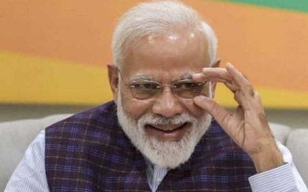 हिंदू ग्रोथ रेट’ से कांग्रेस ग्रोथ रेट तक… PM मोदी ने विकास की बहस में कांग्रेस को घेरा