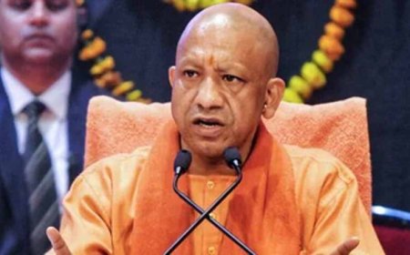 लखनऊ में प्रेस वार्ता: पीएम मोदी के 12 साल पूरे, विकास और सुशासन पर सीएम योगी का बयान