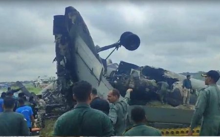 जोरहाट एयरबेस पर IAF विमान हादसे का शिकार, लैंडिंग के बाद विमान में लगी भीषण आग