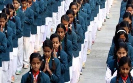 छत्तीसगढ़ के स्कूलों में बड़ा बदलाव: राष्ट्रगान के साथ गूंजेंगे राज्यगीत और वैदिक मंत्र