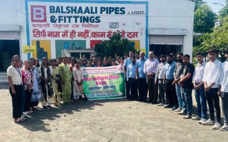 सिपेट के विद्यार्थियों ने किया आईसेक्ट इंडिया के बलशाली पाइप्स फैक्ट्री का औद्योगिक भ्रमण