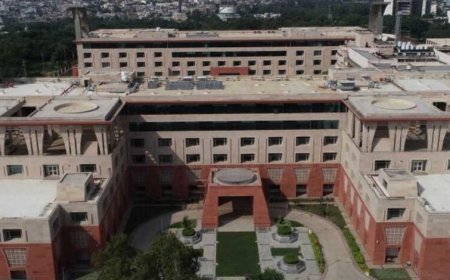 मध्य प्रदेश में 29 IAS अधिकारियों के तबादले, भोपाल और रीवा संभाग को मिले नए कमिश्नर