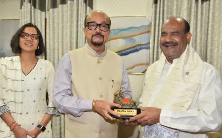 राज्यपाल रमेन डेका ने किया लोकसभा अध्यक्ष बिड़ला का आत्मीय स्वागत