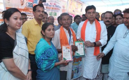 जैविक खेती अपनाकर बचाएं अपनी सेहत और जमीन-राजस्व मंत्री  टंक राम वर्मा