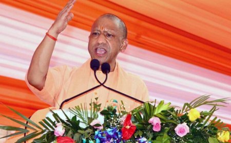 सीएम के हाथों चाबी, प्रमाण पत्र व चेक पाकर खिल उठे चेहरे
