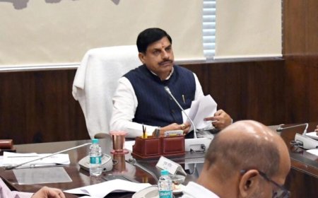 सार्वजनिक स्थलों पर सीसीटीवी और आवासों में ईको फ्रेंडली भवन निर्माण सामग्री के उपयोग को करें प्रोत्साहित : मुख्यमंत्री डॉ. यादव