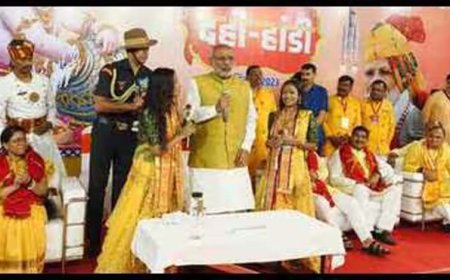 गोण्डा की दो बहनें श्रुतिका-रितिका बंकू: पढ़ाई के साथ भक्ति गायन में बना रहीं राष्ट्रीय पहचान