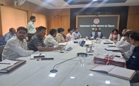 भोपाल मेट्रो के समयबद्ध और गुणवत्तापूर्ण कार्य के लिए सभी विभाग आपसी समन्वय से करें काम : आयुक्त  भोंडवे