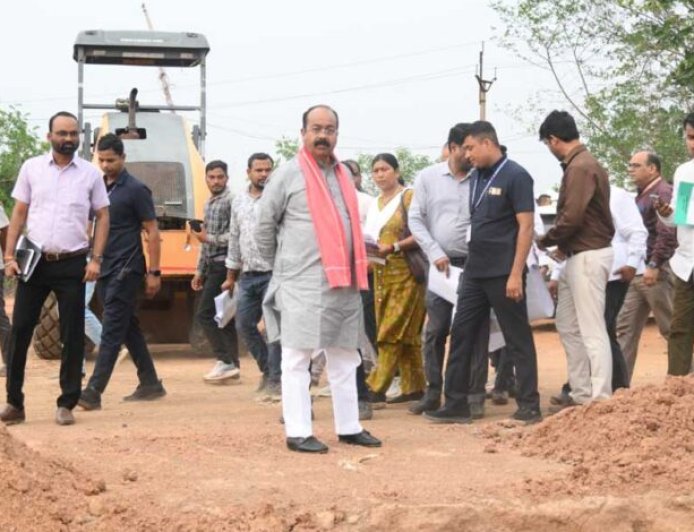 उप मुख्यमंत्री  अरुण साव ने इंटिग्रेटेड स्पोर्ट्स स्टेडियम का किया स्थल निरीक्षण, कुछ दिनों पहले शुरू हुआ है काम