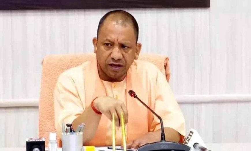 योगी सरकार का 12 साल का विशेष जनकल्याण अभियान शुरू, श्रमिकों को मिलेंगी कई सुविधाएं