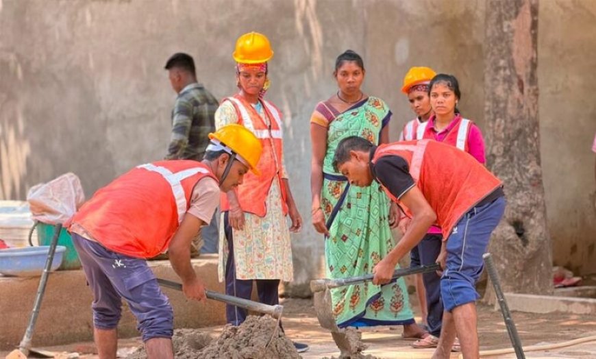 जब बंदूक छूटी, तो हाथों में आया सुनहरा भविष्य :  सुकमा में आत्मसमर्पित युवाओं की जिंदगी लिख रही विकास की नई कहानी