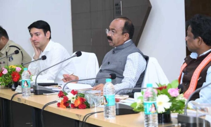उप मुख्यमंत्री  अरुण साव ने स्वच्छता दीदियों के नियमित स्वास्थ्य जांच और सुरक्षा किट प्रदान करने के दिए निर्देश