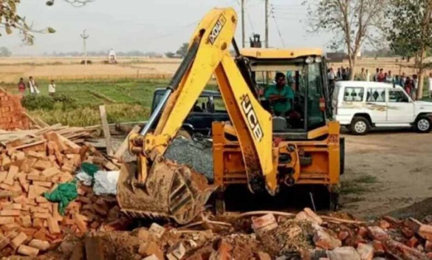 हरिद्वार में CM धामी का बुलडोजर एक्शन, अवैध मजार पर चली कार्रवाई, प्रशासन सख्त