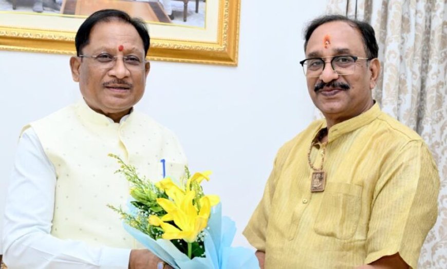 मुख्यमंत्री से छत्तीसगढ़ योग आयोग के नवनियुक्त अध्यक्ष संजय अग्रवाल ने की सौजन्य मुलाकात