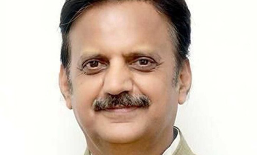 योग : स्वस्थ मानवता, संतुलित प्रकृति और सतत भविष्य का आधार- राजेन्द्र शुक्ल