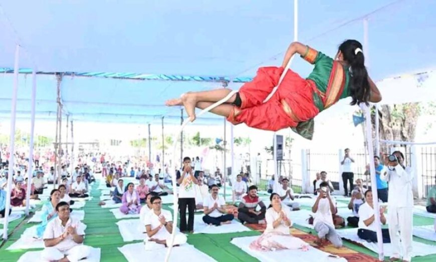 योग को जीवनशैली में शामिल करें, स्वस्थ और संतुलित जीवन की ओर बढ़ें: राज्यपाल रमन डेका