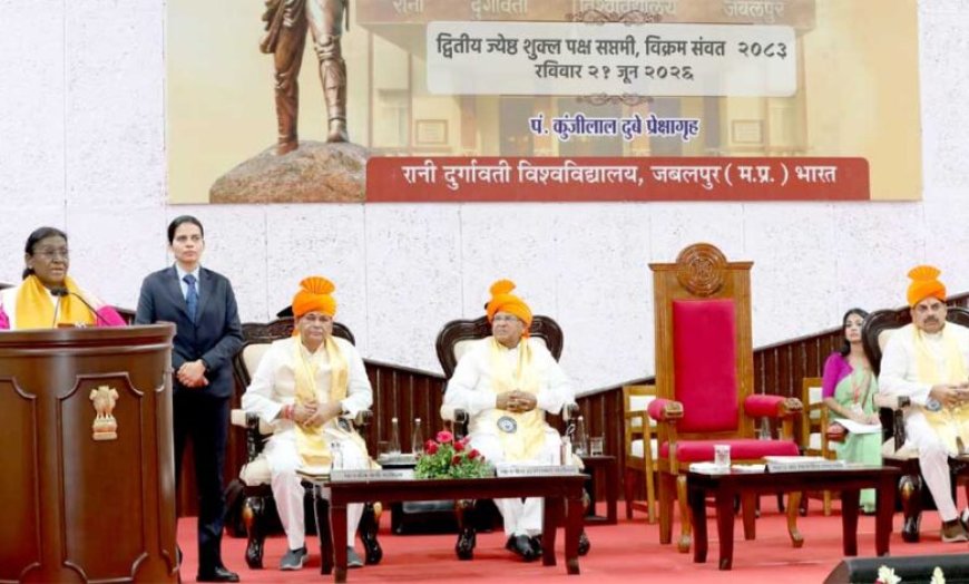 भारतीय संस्कृति, परंपरा और भाषाओं के प्रति सम्मान का भाव विकसित करना विश्वविद्यालयों की महत्वपूर्ण जिम्मेदारी : राष्ट्रपति मुर्मु