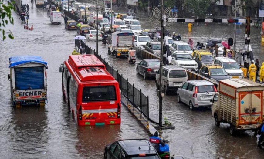 Mumbai Monsoon: बारिश से बेहाल मुंबई, अंधेरी सबवे डूबा; कई इलाकों में जलभराव, IMD का येलो अलर्ट जारी