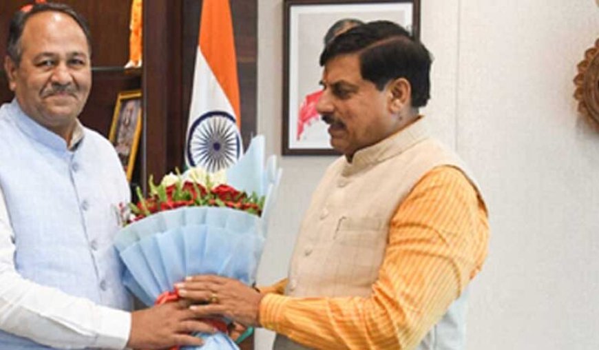 द्मश्री अलंकरण मिलने पर परिषद में अभिनंदन समारोह