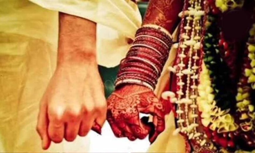 19 साल की बताकर दर्ज कराई बेटी की गुमशुदगी, नोएडा में मिलने पर खुला बाल विवाह का राज