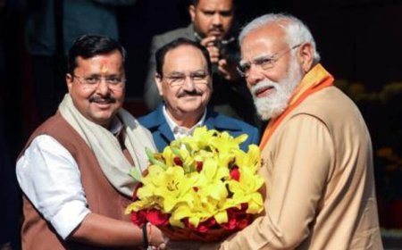 मोदी कैबिनेट फेरबदल की चर्चा तेज: क्या इन दिग्गज नेताओं को मिलेगी बड़ी जिम्मेदारी? BJP की नई टीम भी तैयार