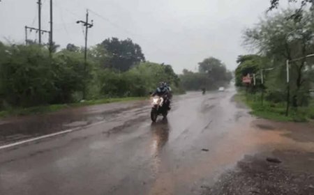 CG Weather Update: अवदाब के असर से रायपुर समेत कई जिलों में भारी बारिश का अलर्ट